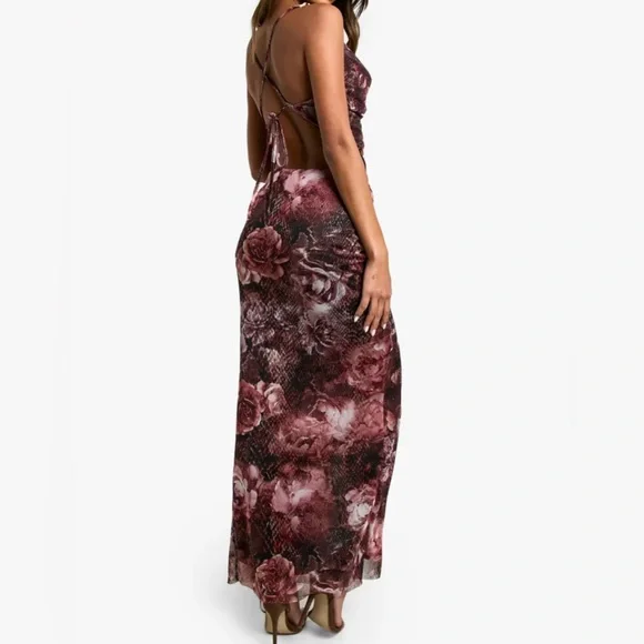 Boohoo co ord-top and midaxi skirt - size 4 - wore once - Picture 3 of 3